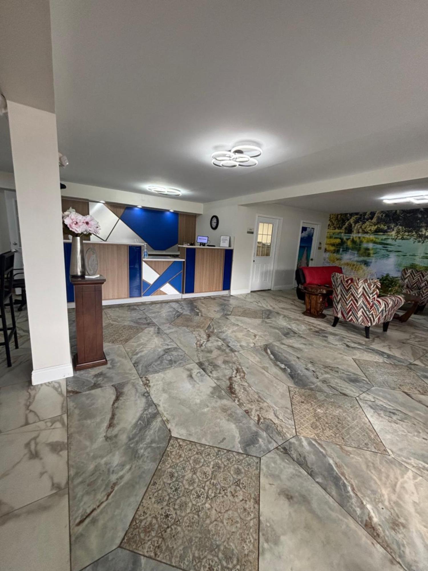 אלאצ'ואה High Springs Inn Soon To Be Clarion Pointe מראה חיצוני תמונה