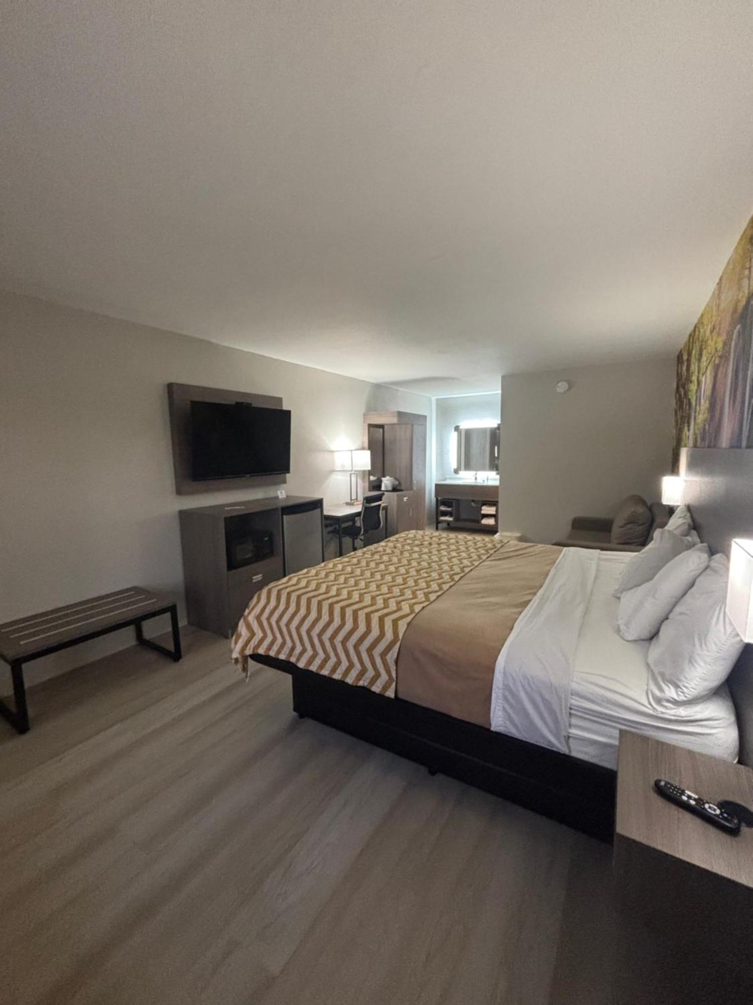 אלאצ'ואה High Springs Inn Soon To Be Clarion Pointe מראה חיצוני תמונה