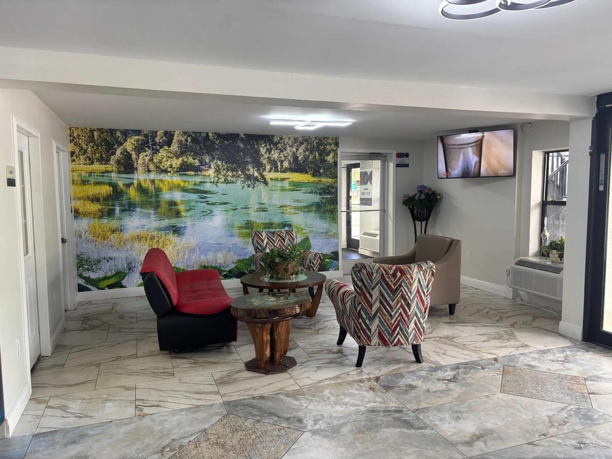 אלאצ'ואה High Springs Inn Soon To Be Clarion Pointe מראה חיצוני תמונה