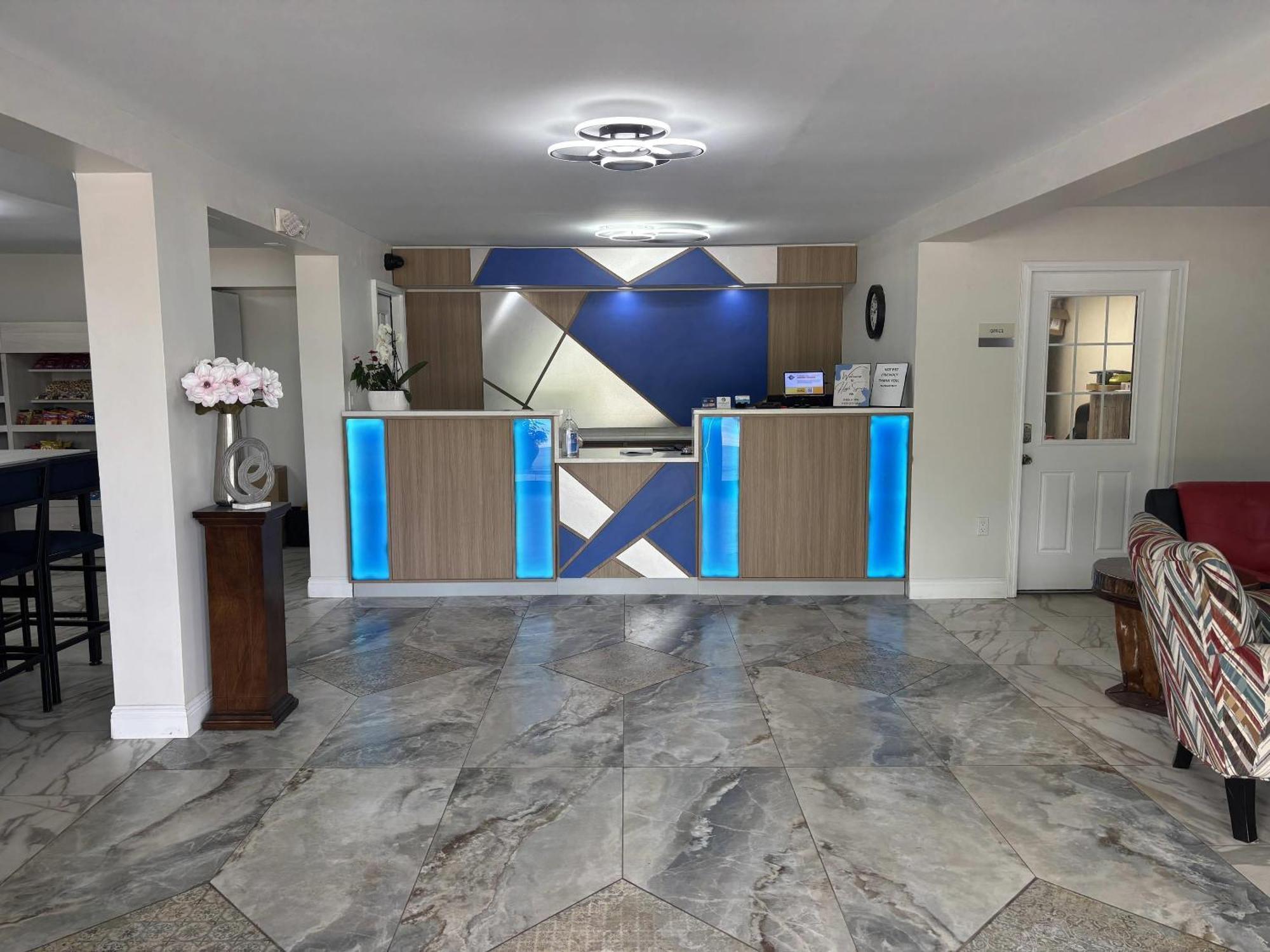 אלאצ'ואה High Springs Inn Soon To Be Clarion Pointe מראה חיצוני תמונה