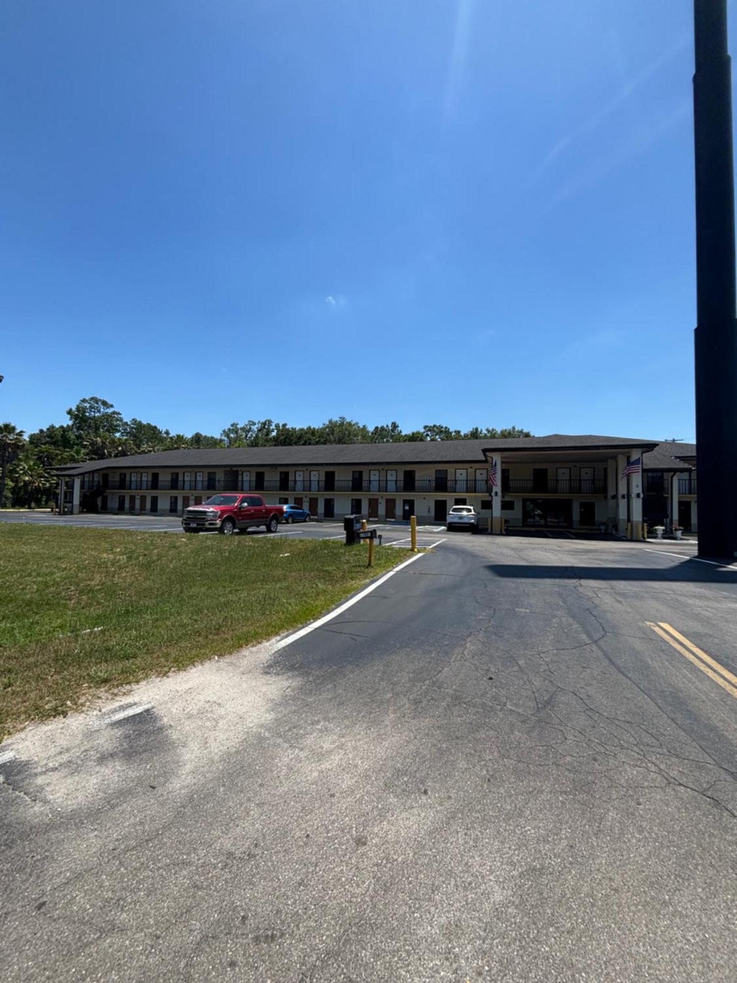 אלאצ'ואה High Springs Inn Soon To Be Clarion Pointe מראה חיצוני תמונה